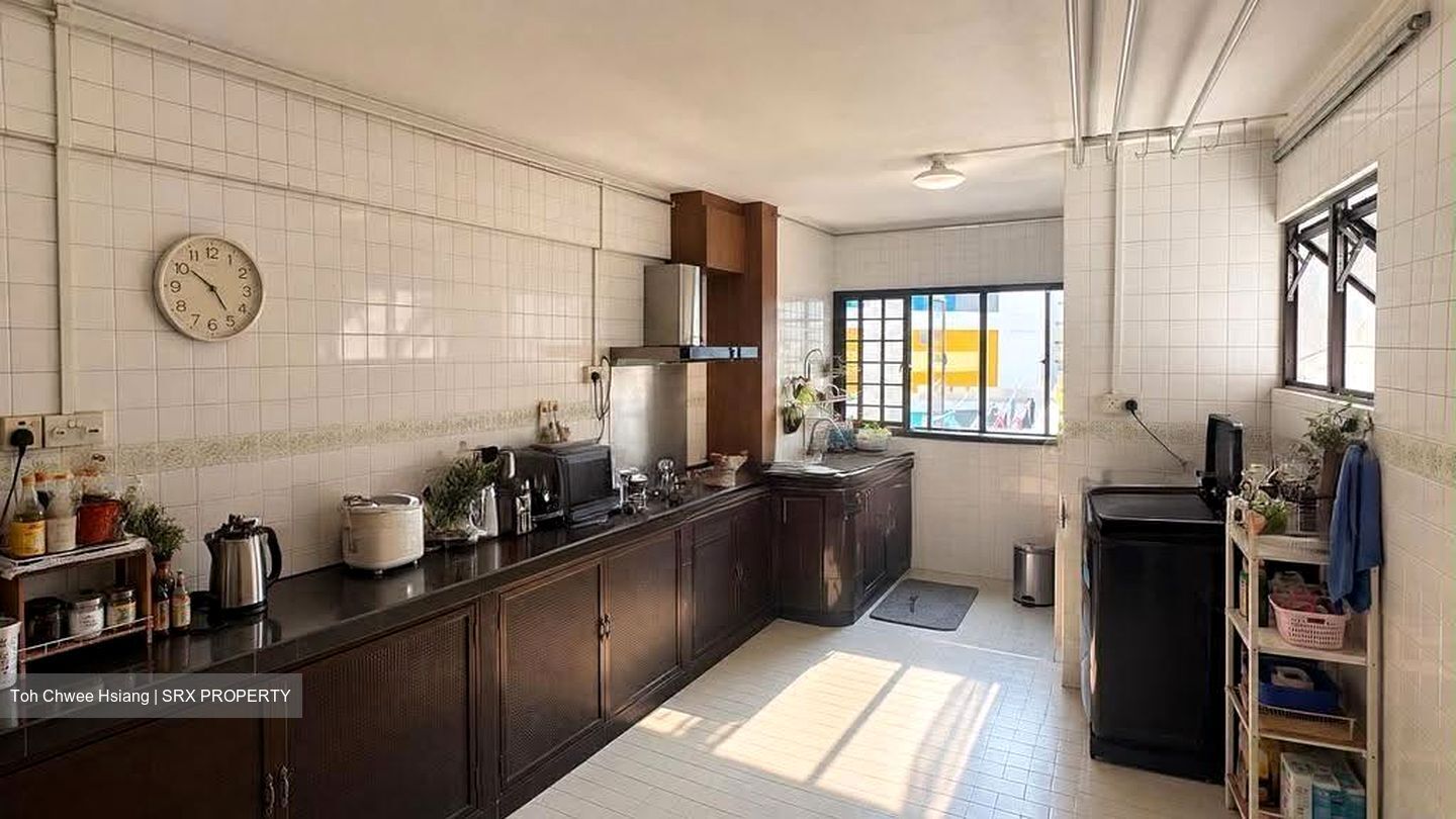 Blk 320 Jurong East Street 31 (Jurong East), HDB 5 Rooms #627199071